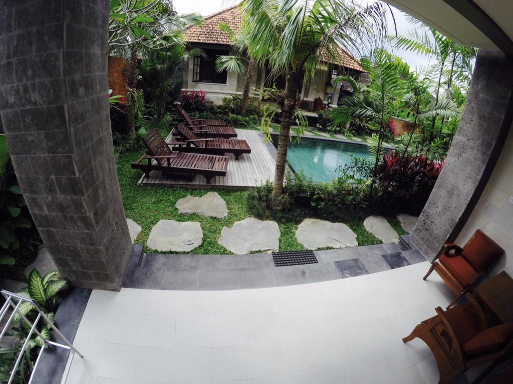 Cahyatika Bed&Breakfast Ubud  Bagian luar foto