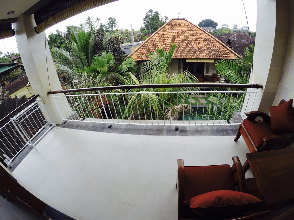 Cahyatika Bed&Breakfast Ubud  Bagian luar foto