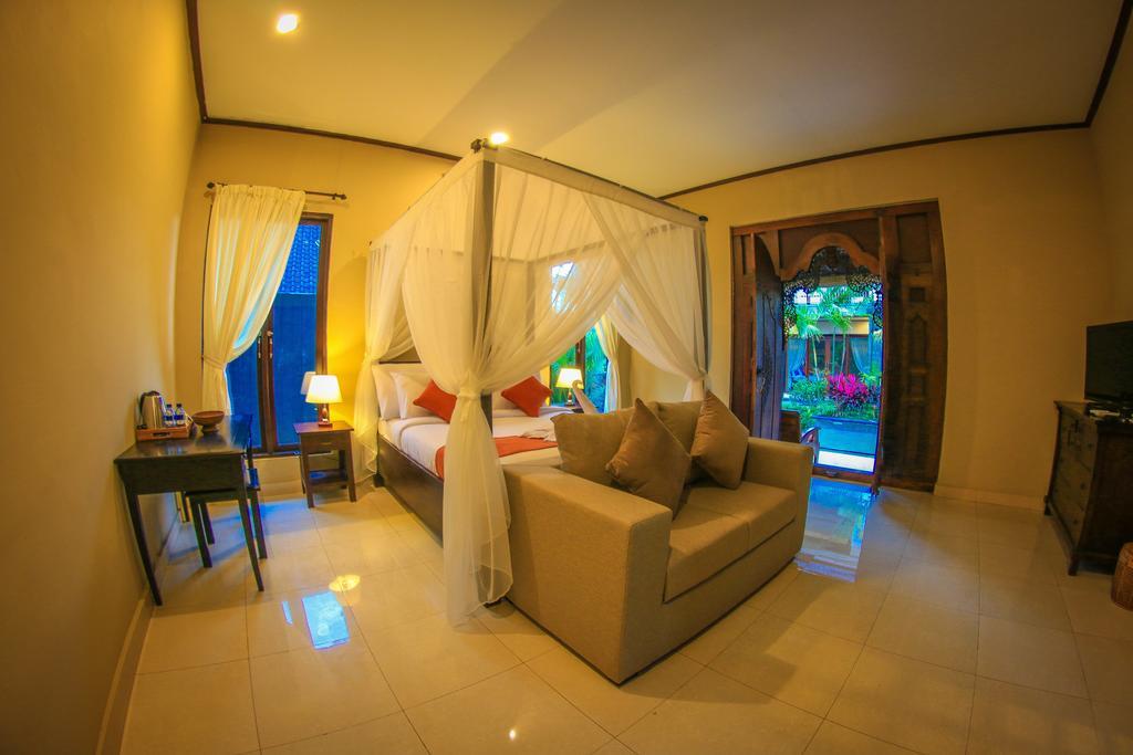 Cahyatika Bed&Breakfast Ubud  Bagian luar foto